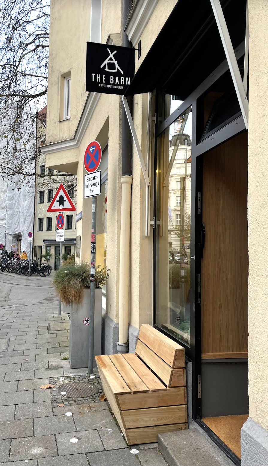 THE BARN Coffee Roasters Berlin, Munich Altstad shop